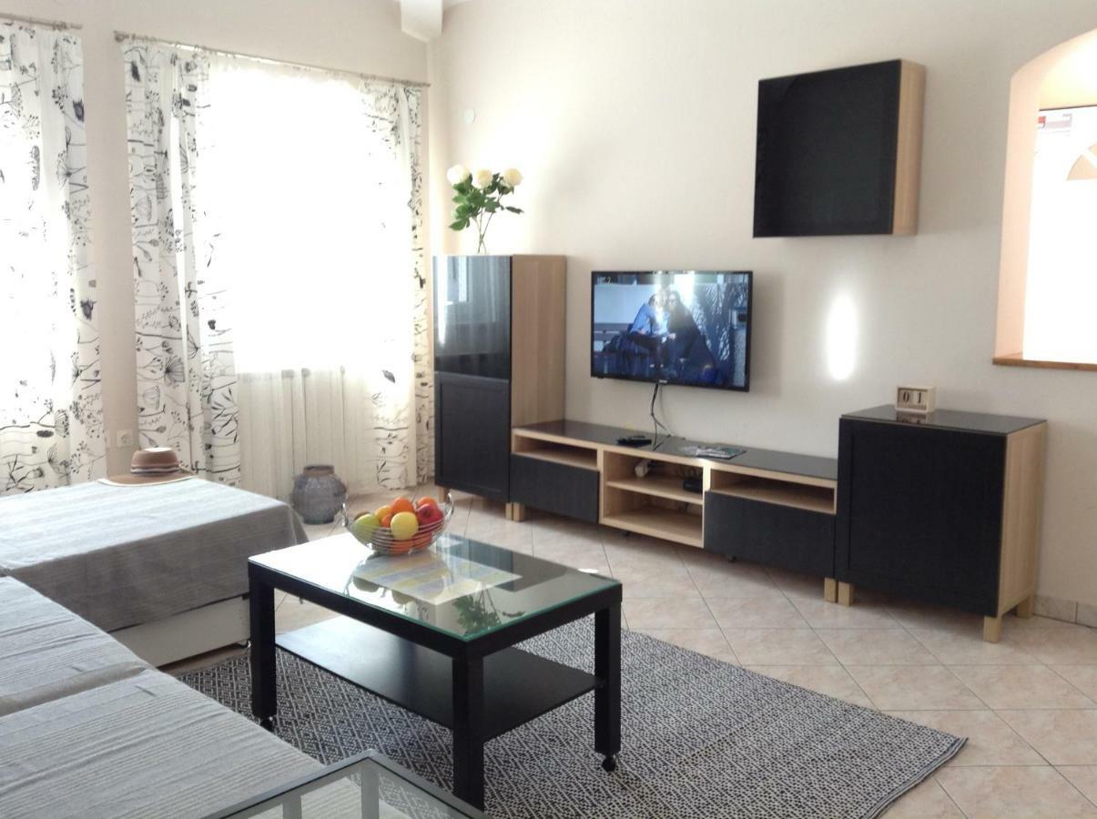 Casa Isabella Apartment พูลา ภายนอก รูปภาพ